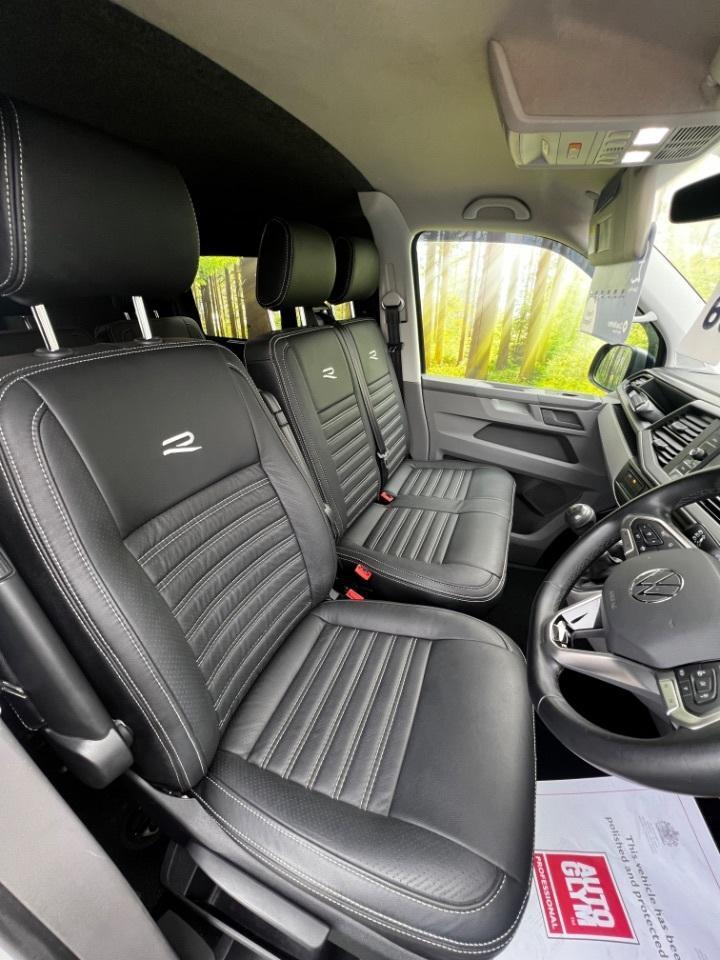2023 Volkswagen Transporter 2.0 TDI 150 Highline combi van 5 door Combi Van 