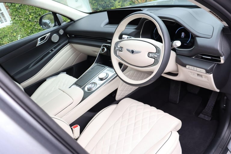 2025 Genesis GV80 2.5T Luxury 5dr Auto AWD [7 Seat] MPV PETROL Automatic