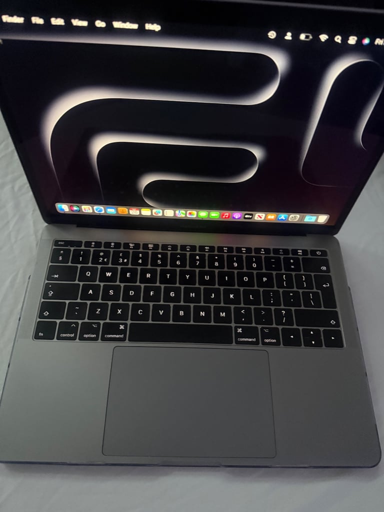 Apple MacBook Pro 13” late 2017 for sale 