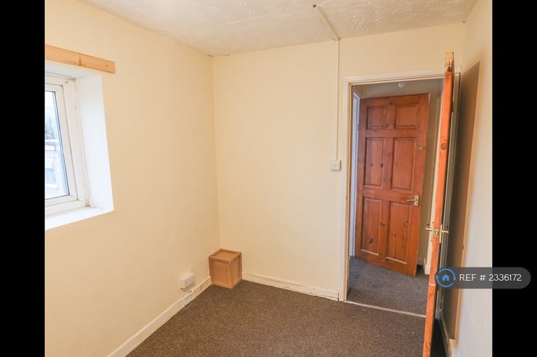 2 bedroom house in Bell Street, Aberdare, CF44 (2 bed) (#2336172)