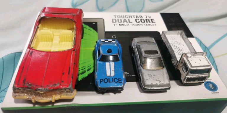 Matchbox & Corgi Collector's Classic Vintage Toy Cars x 4