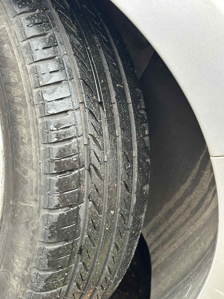 Peugeot, 207, Hatchback, 2012, Manual, 1360 (cc), 3 doors