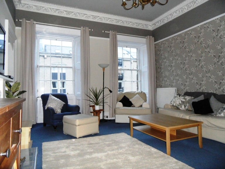 image for Two rooms in shared Newington flat available for students from 1st November
