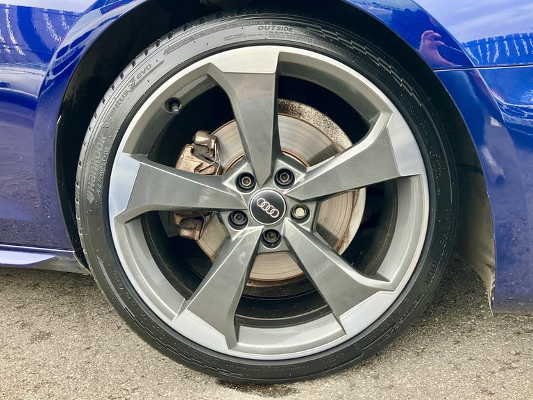 AUDI A4 2.0 TDI 30 Black Edition 2019