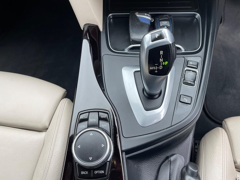 2016 BMW 3 Series 2.0 318d M Sport Auto Euro 6 (s/s) 4dr SALOON Diesel Automatic