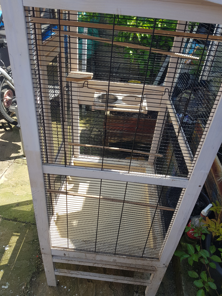 Indoor aviary bird cage 