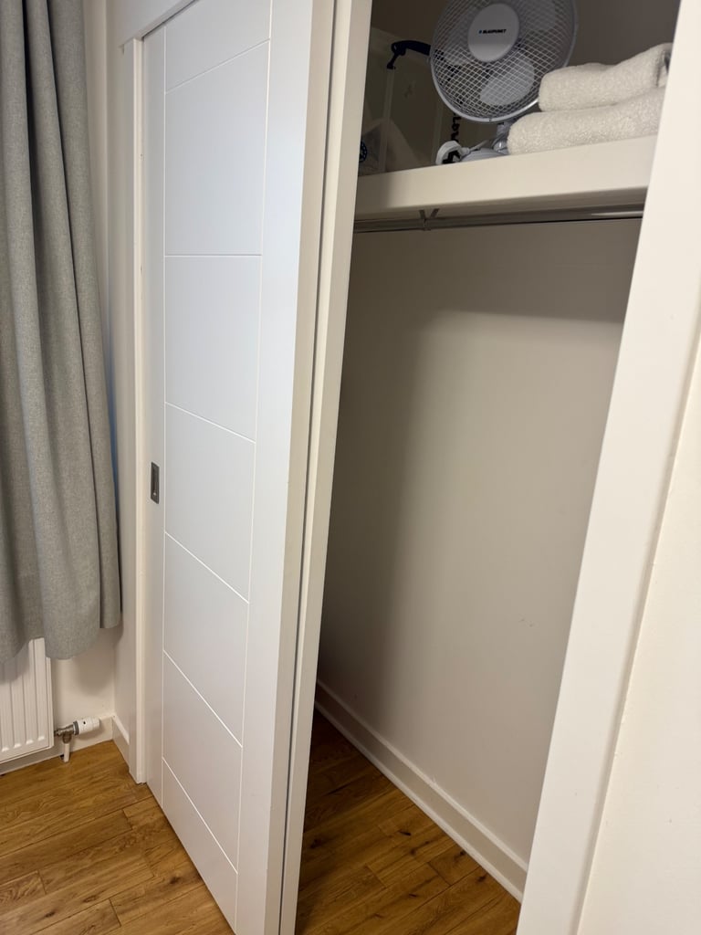 Large double room Inverness city centre, no bills 