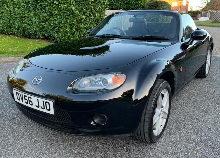 2006(56) MAZDA MX-5 2.0i CONVERTIBLE GENUINE 33,000 MILES 11 SERVICES LOVELY CAR