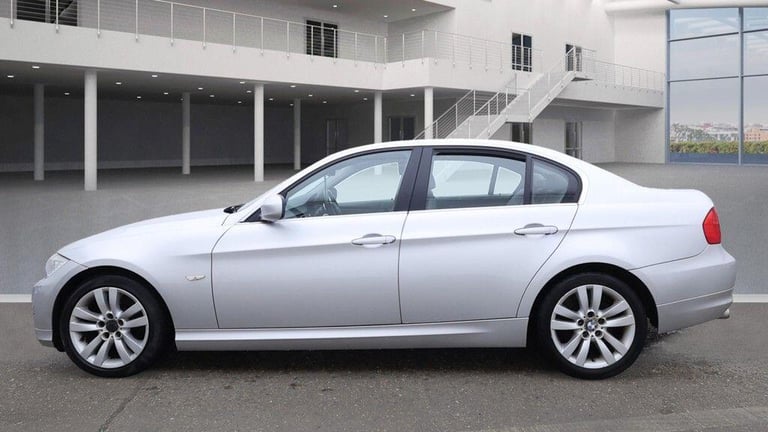  BMW 3 Series 3.0 330d SE Steptronic Euro 5 4dr Diesel Automatic