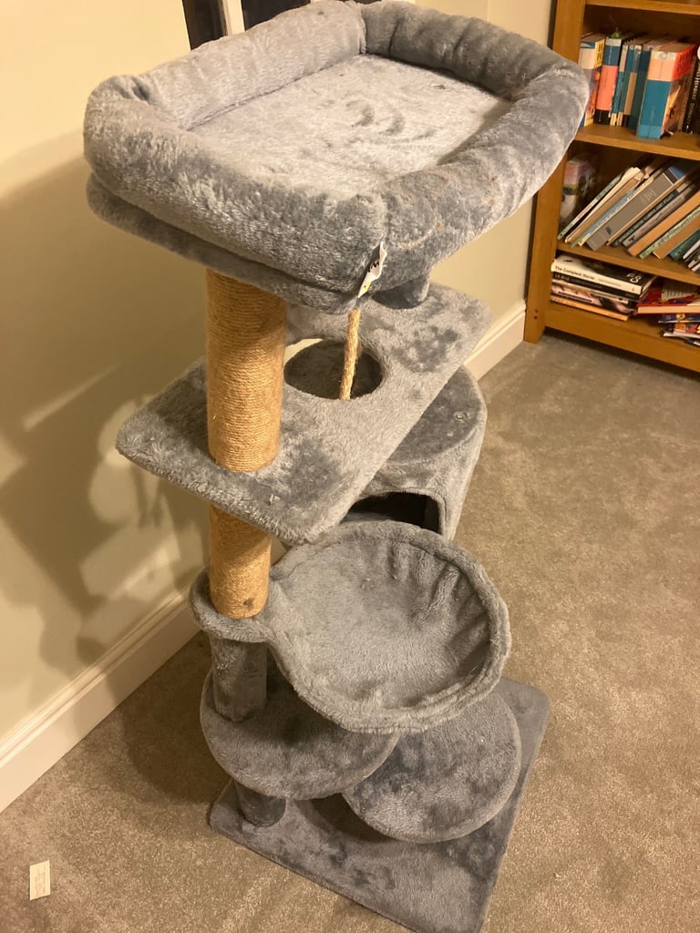 Large cat tree