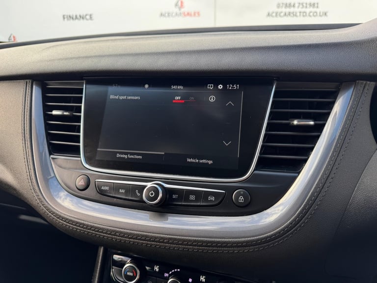 2020 Vauxhall Grandland X 1.2 Turbo SRi Nav 5dr HATCHBACK PETROL Manual
