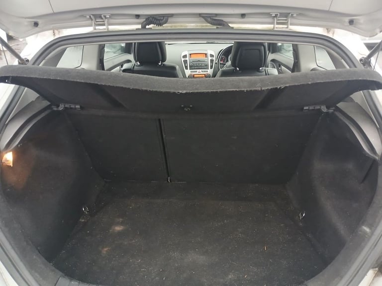 2009 Kia Pro Ceed 1.6 3 Hatchback 3dr Petrol Manual (152 g/km, 124 bhp) Hatchback Petrol Manual - Image 10