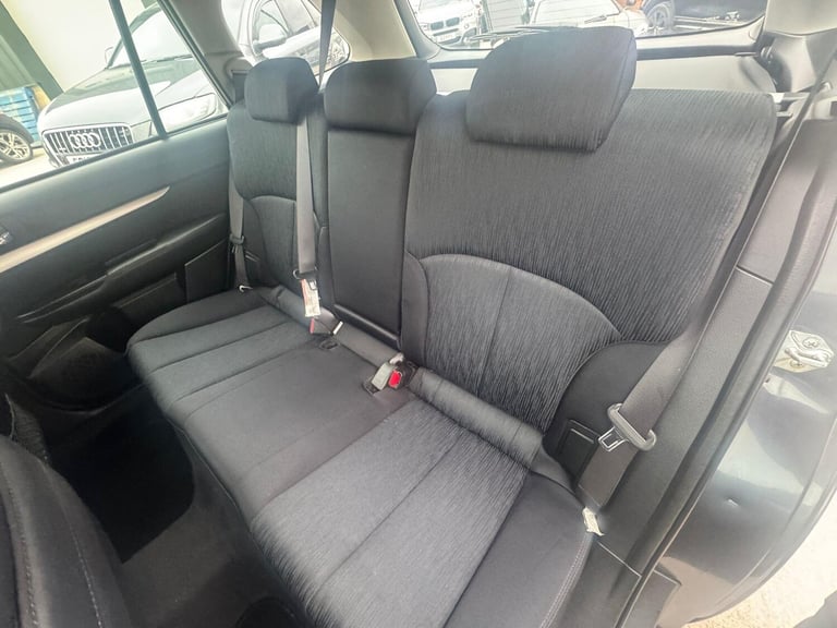 2011 Subaru Legacy 2.0i ES Nav 5dr ESTATE PETROL Manual