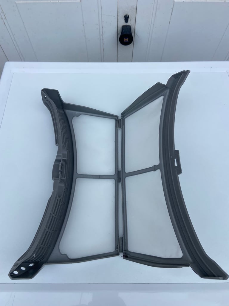 BEKO Condenser tumble dryer 9kg drum. Like a new. I'm happy to deliver in Bristol for free.