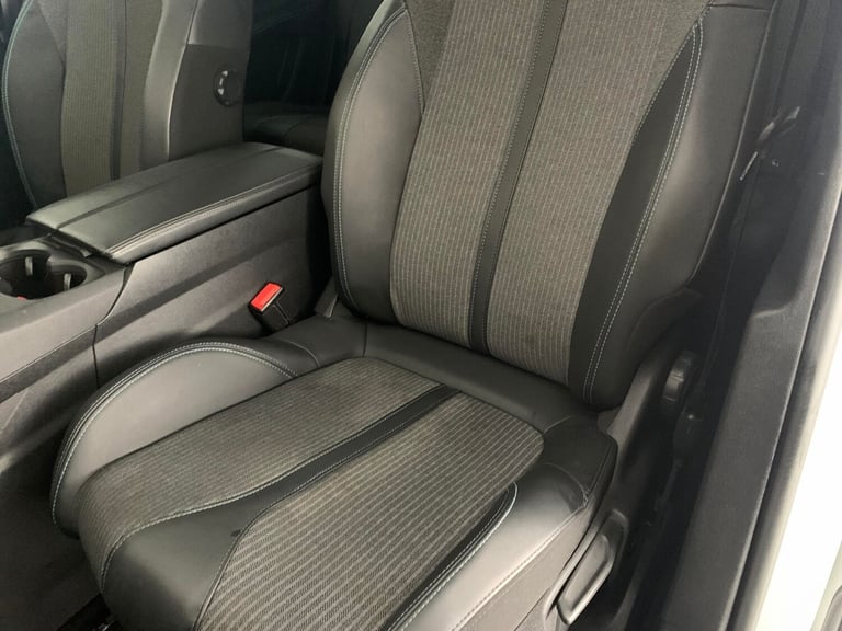 2021 Peugeot 5008 1.5 BlueHDi Allure 5dr HATCHBACK DIESEL Manual