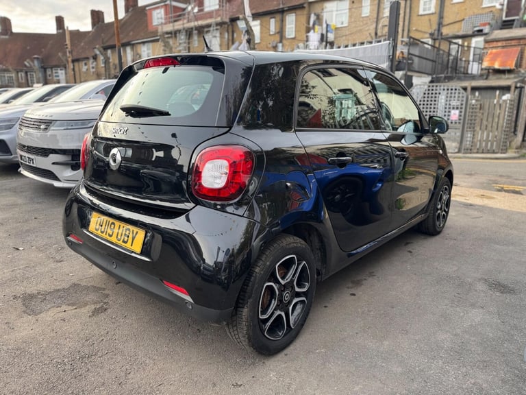 2019 smart forfour 0.9T Prime (Premium Plus) Twinamic Euro 6 (s/s) 5dr HATCHBACK Petrol Automatic