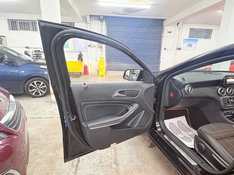 2015 Mercedes-Benz A-Class A200 [2.1] CDI Sport 5dr Auto HATCHBACK Diesel Automatic