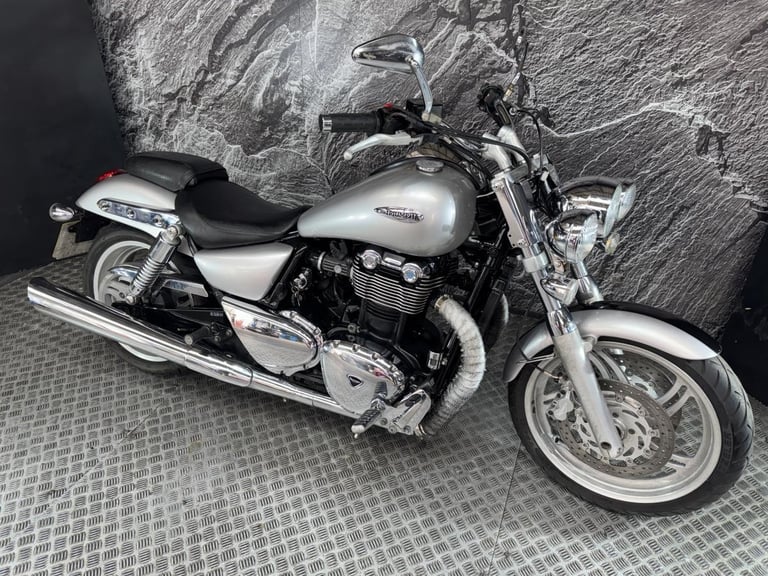 TRIUMPH THUNDERBIRD 1600 2009