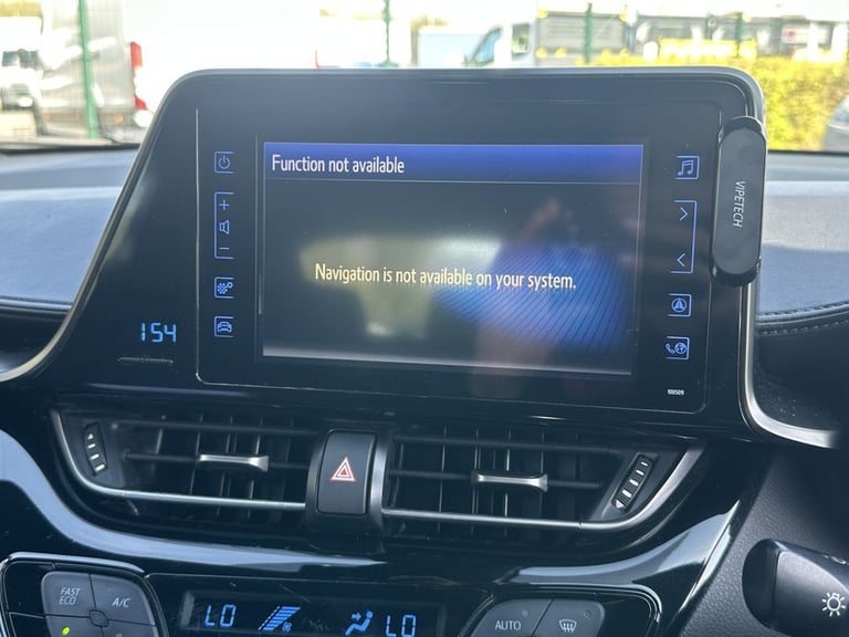 2017 Toyota C-HR 1.8 VVT-h Icon SUV 5dr Petrol Hybrid CVT Euro 6 (s/s) (122 ps) HATCHBACK PETROL/...