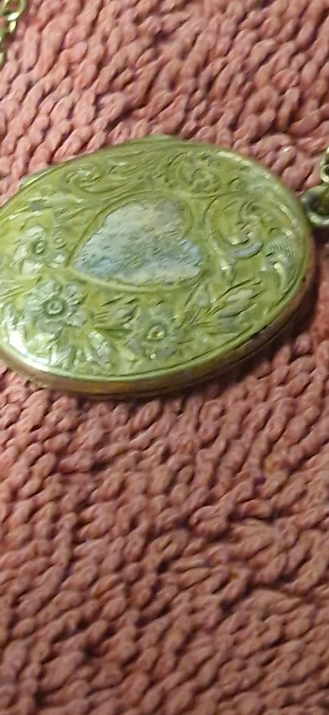 Old collectible Rolled gold locket 