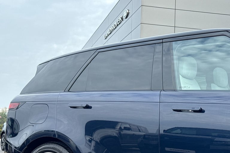 2023 Land Rover Range Rover Sport 3.0 P440e Autobiography 5dr SUV PETROL/ELECTRIC Automatic