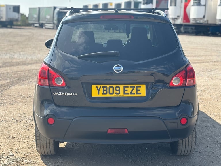 2009 Nissan Qashqai+2 1.6 Visia 5dr HATCHBACK Petrol Manual