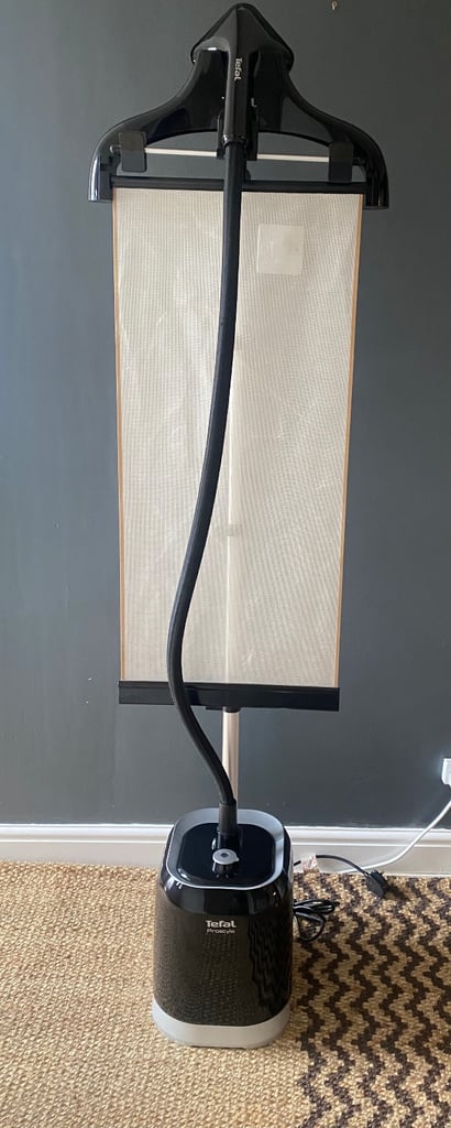Tefal ProStyle IT3440 Upright Clothes / Upholstery Garment Steamer