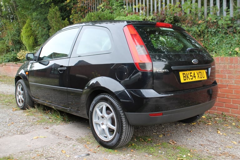 2004 Ford Fiesta 1.25 Finesse 3dr HATCHBACK Petrol Manual