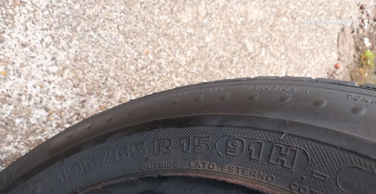  Full size Vauxhall 5 stud 15" steel wheel with new Michelin tyre