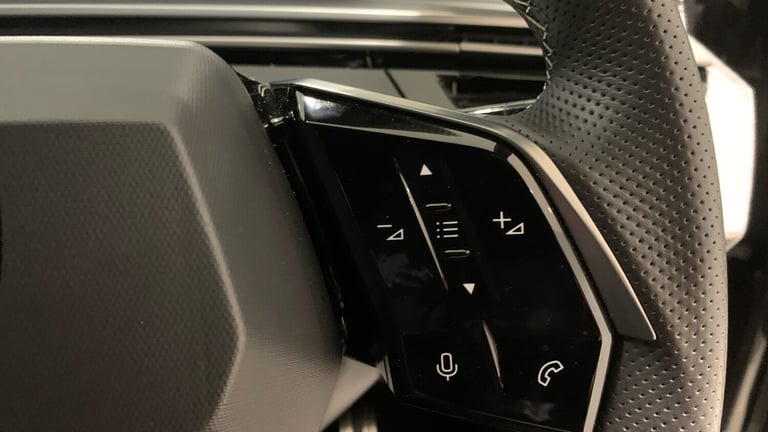2024 Peugeot 3008 1.2 MHEV GT SUV 5dr Petrol Hybrid e-DSC Euro 6 (s/s) (136 ps) SUV Hybrid Automatic
