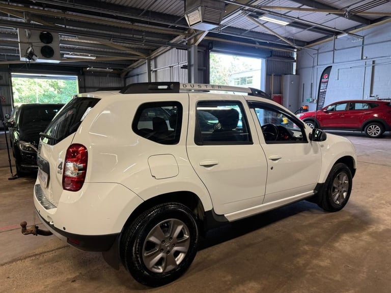 2018 Dacia Duster 1.5 dCi Laureate SUV 5dr Diesel Manual 4WD Euro 6 (s/s) (110 ps) HATCHBACK Dies...