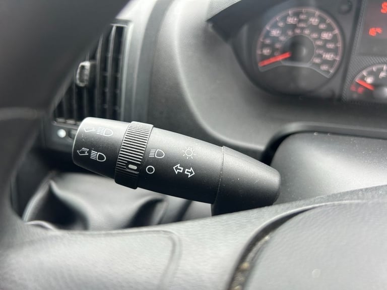 2021 Peugeot Boxer 2.2 BlueHDi 333 Professional Panel Van 5dr Diesel Manual L1 H1 Euro 6 (s/s) PA...