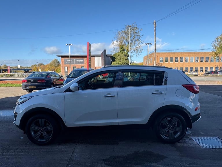 2013 Kia Sportage 1.6 GDi ISG 2 5dr ++ TWIN SUNROOF / HALF LEATHER / ULEZ ++ ESTATE Petrol Manual