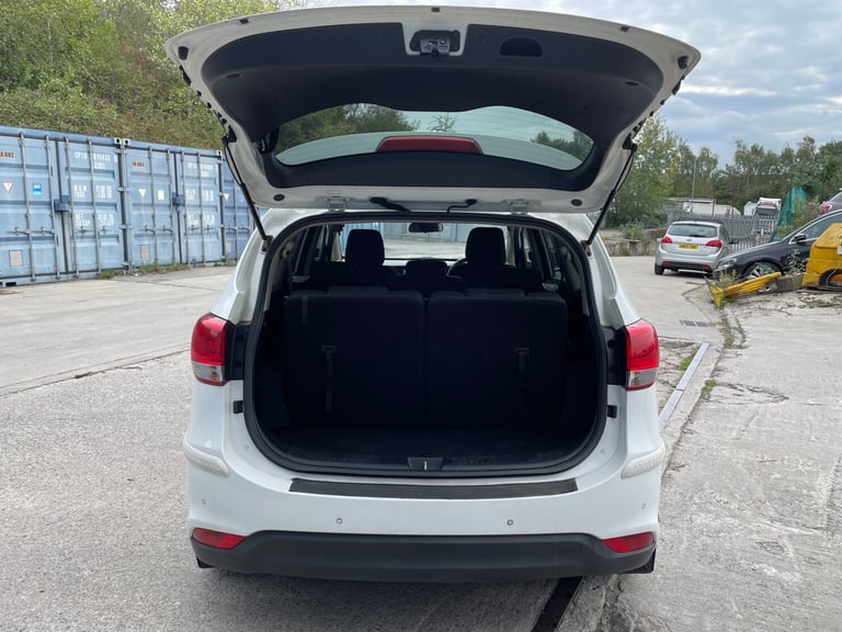 2015 Kia Carens 1.6 GDi 2 5dr MPV Petrol Manual