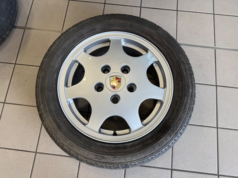 Porsche D90 Alloy Wheels 5X130