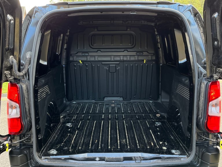  Peugeot Partner 1.5 Bluehdi 1000 Professional Standard Panel Van 5dr Diesel