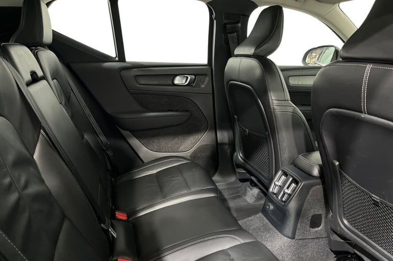 2021 71 VOLVO XC40 1.5H T4 RECHARGE 10.7KWH INSCRIPTION SUV 5DR PETROL PLUG-IN H