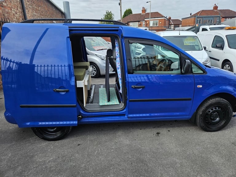 2009 Volkswagen Caddy 2.0SDI PD 69PS Van PANEL VAN DIESEL Manual