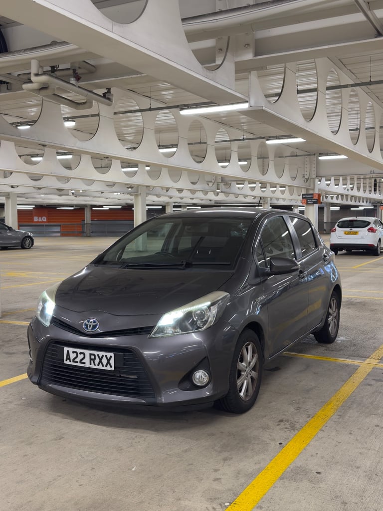 Toyota, YARIS, Hatchback, 2013, Other, 1497 (cc), 5 doors