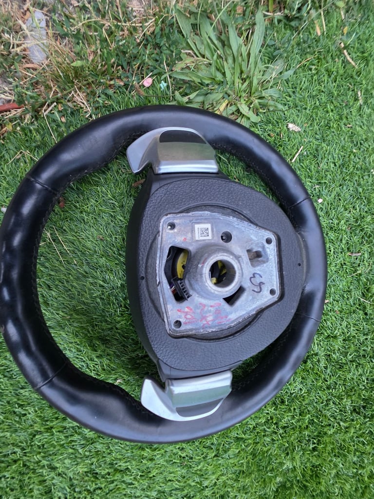 BMW F10 F11 5 SERIES M SPORT PADDLE SHIFT STEERING WHEEL AIRBAG Breaking Parts 