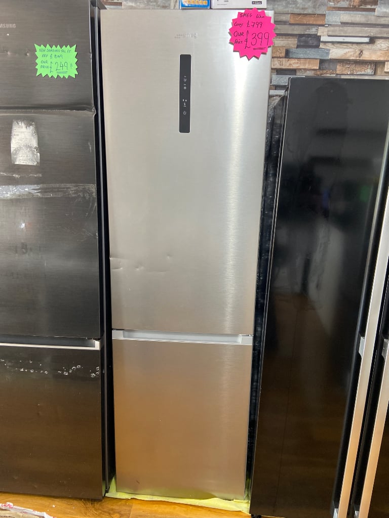 😁New😁RRP £799!! SMEG Fridge Freezer - Stainless 