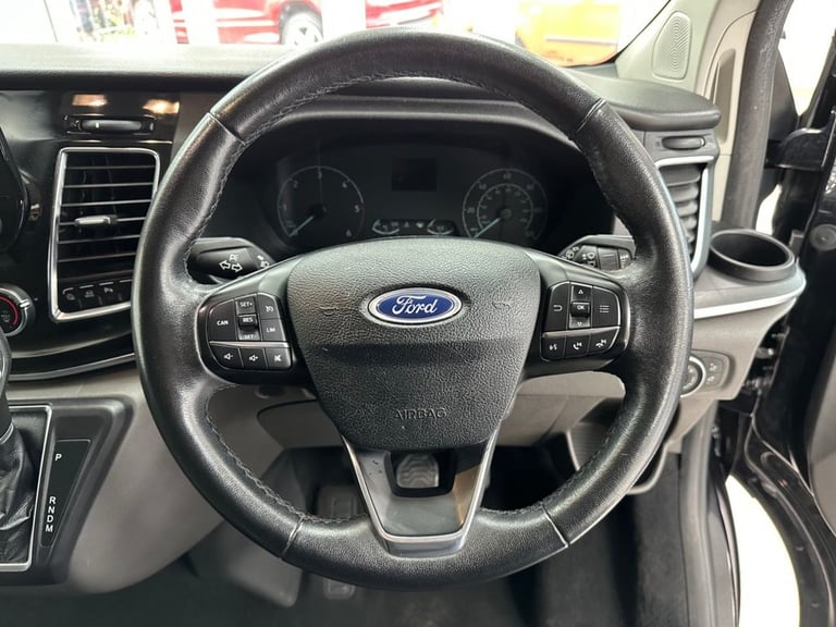 2020 Ford Tourneo Custom 2.0 EcoBlue 130ps L/R 8 Seater Titanium Auto MPV DIESEL Automatic