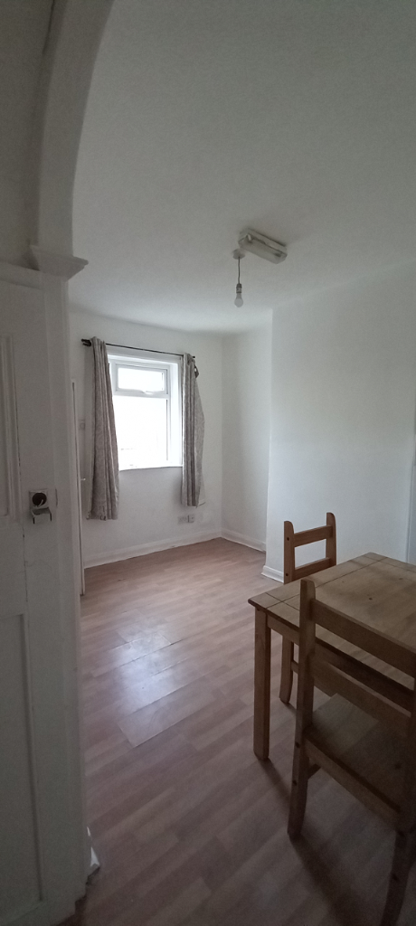 **LET BY** 2 BEDROOM HOME - BROOM STREET - NO DEPOSIT