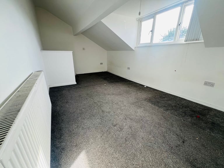 2 Bed House LS8 5** AVAILABLE NOW 