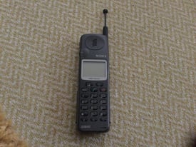 Sony cmd-x2000 vintage mobile phone 