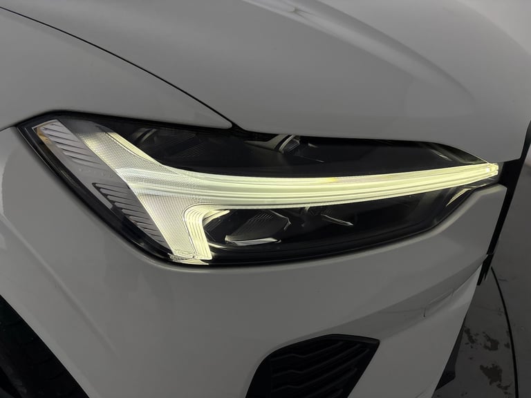 2022 Volvo XC60 2.0 B4 MHEV Plus SUV 5dr Diesel Hybrid Auto AWD Euro 6 (s/s) (197 ps) - CAR Suv H...