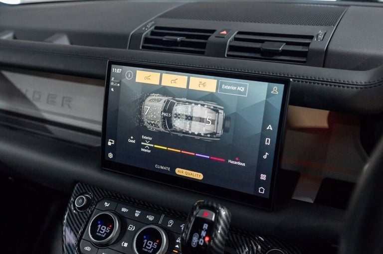 2023 Land Rover Defender 3.0 D300 MHEV X-Dynamic HSE SUV 5dr Diesel Auto 4WD Euro 6 (s/s) (300 ps...