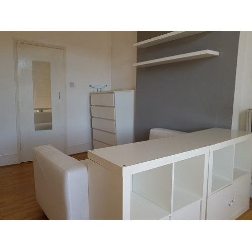 One Bedroom Flat - All Utility Bills Inc - Colville Terrace, W11 2BE £360pw