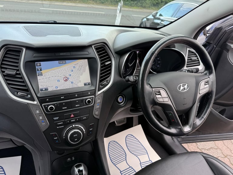 2017 Hyundai Santa Fe 2.2 CRDi Blue Drive Premium SE Auto 4WD Euro 6 (s/s) 5dr (7 Seat) ESTATE Di...