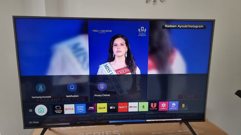 Samsung 43 INCH UE43RU7100 SMART 4K UHD HDR LED TV WITH WIFI FREEVIEW HD, TVPLUS 